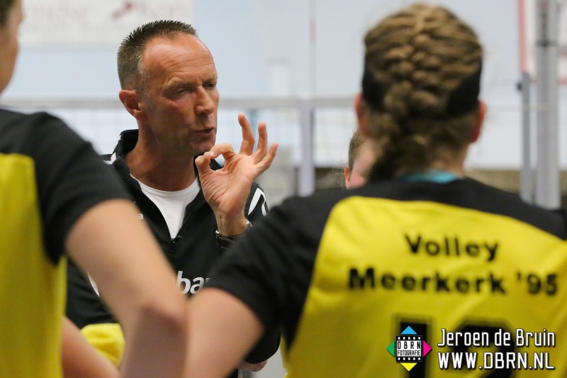 Foto-impressie: Dames Volley Meerkerk 95 - Energo/Flip | DBRN Fotografie